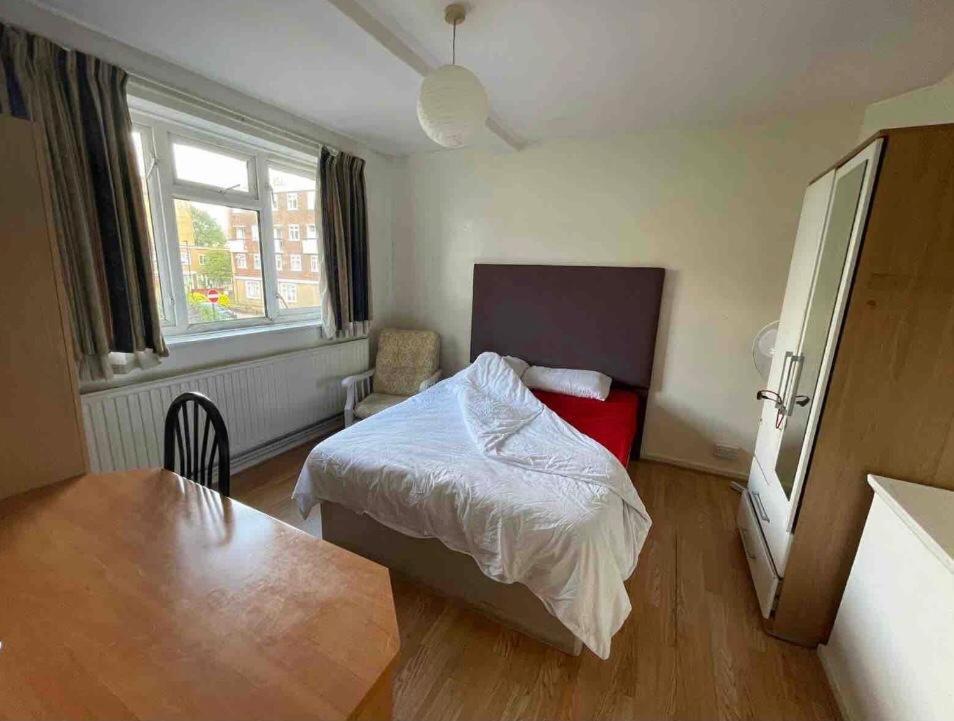 Arbnb Comfy Sleep Guest House Self Catering Private Bedrooms 60 Pound Per Night Per Person Londres Exterior foto