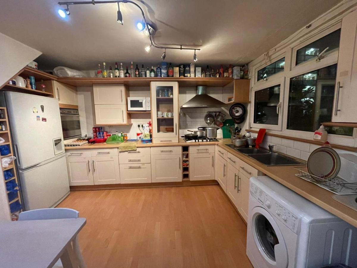 Arbnb Comfy Sleep Guest House Self Catering Private Bedrooms 60 Pound Per Night Per Person Londres Exterior foto