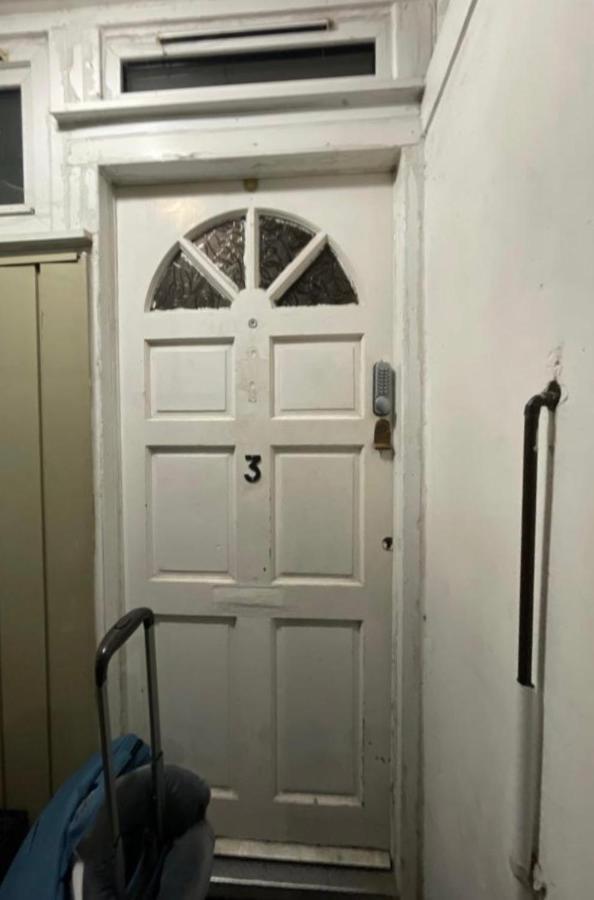 Arbnb Comfy Sleep Guest House Self Catering Private Bedrooms 60 Pound Per Night Per Person Londres Exterior foto